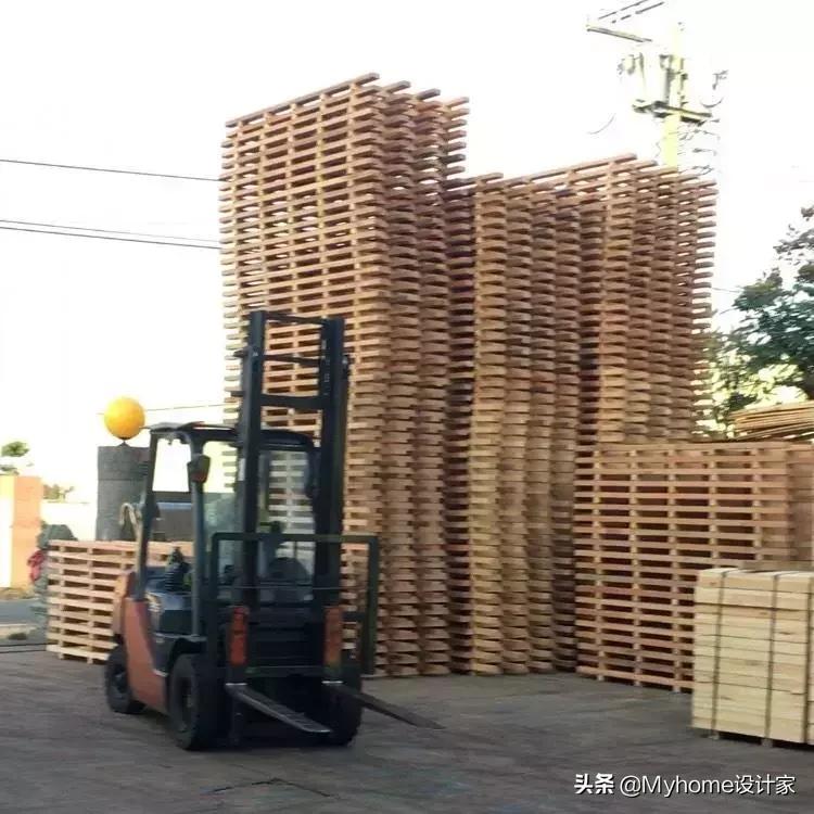 刷漆、铺地,再买个收纳箱搞定,女大学生4千元爆改13m²房间!