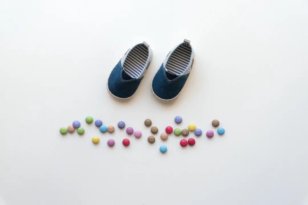 小众潮鞋推荐小学生,2021网红小白鞋潮流百搭舒适透气