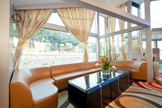 广州珠江夜游夜茶,广州夜游珠江船上美食