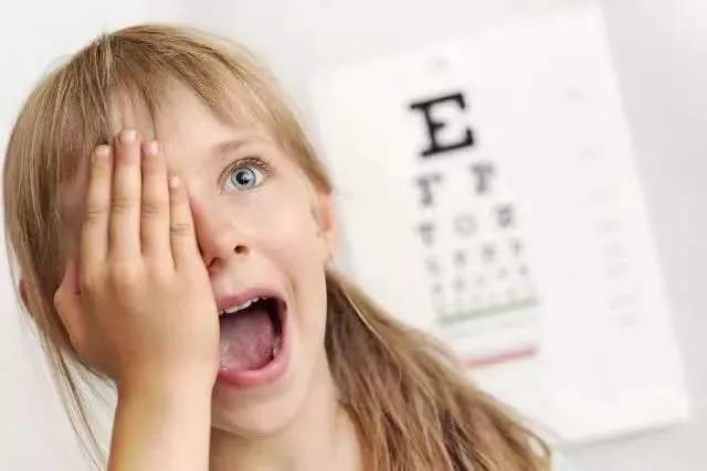 为什么我家两个孩子视力都弱视,12岁的孩子弱视和近视怎么治疗