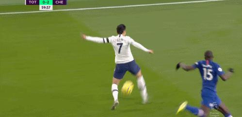 穆里尼奥为孙兴慜打抱不平,孙兴慜一条龙破门穆里尼奥反应