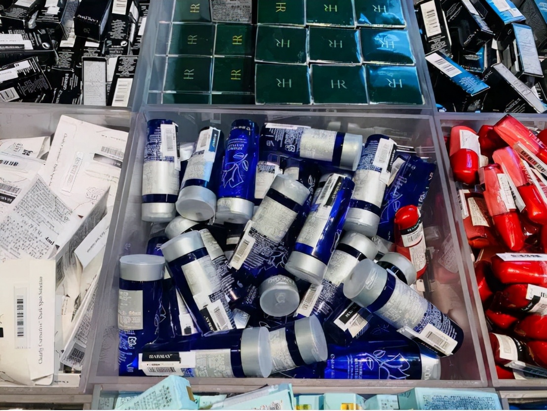 精致穷年轻人的钱都花哪里了,精致穷人怎么省钱