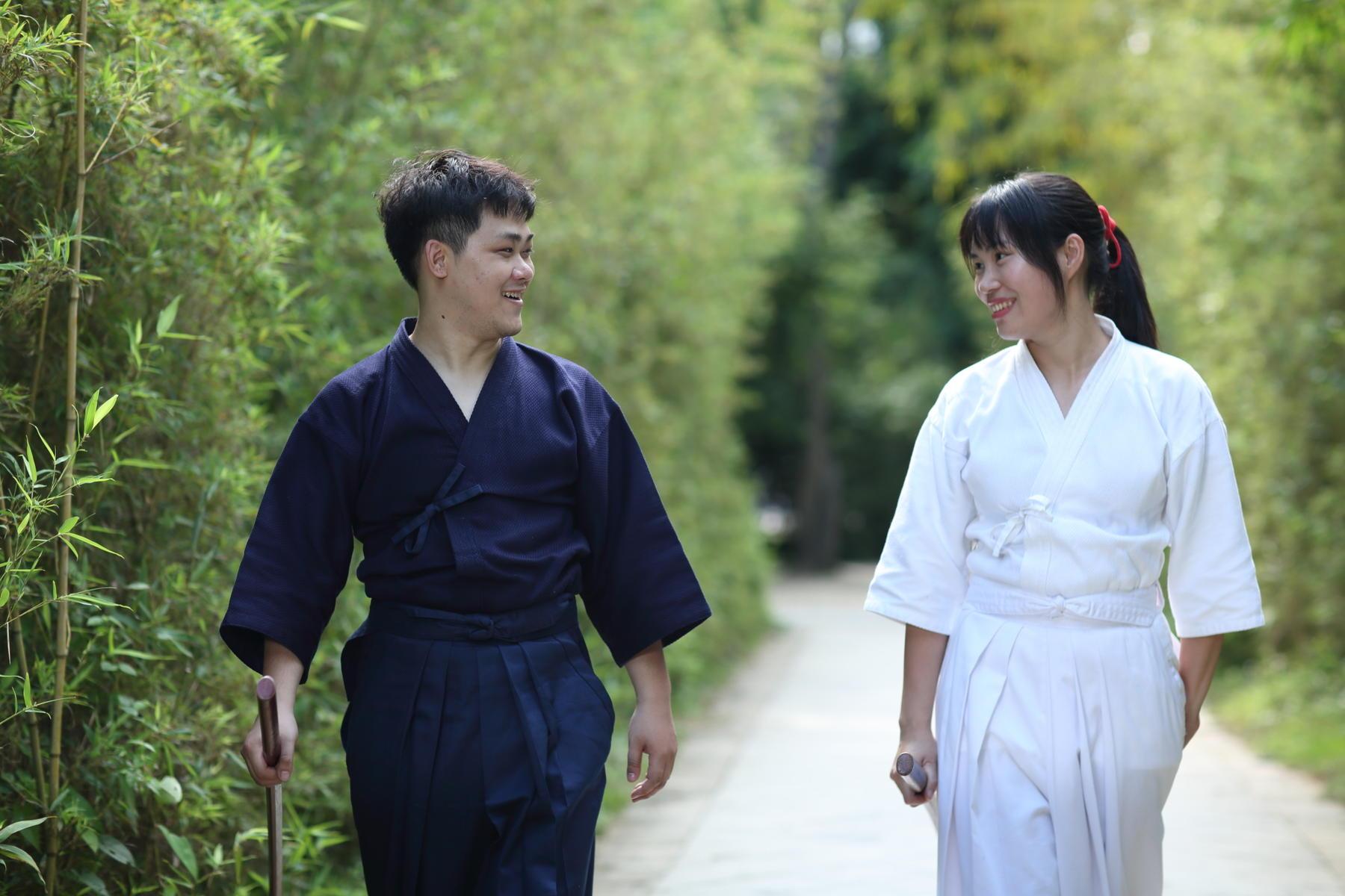 “吃不起肉就吃素！”贫穷的北海仔阴差阳错得个好老婆