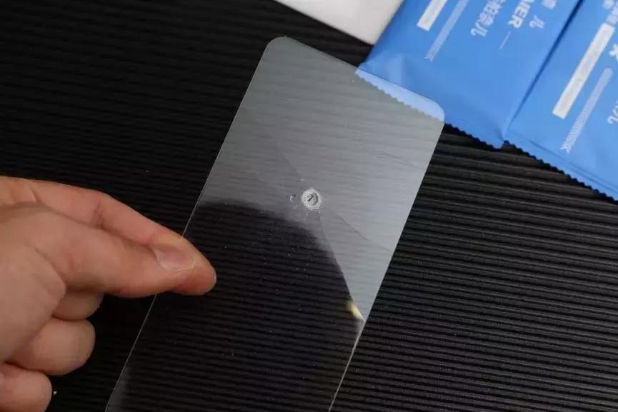 iphone最好贴什么样的钢化膜,iphone13钢化玻璃膜