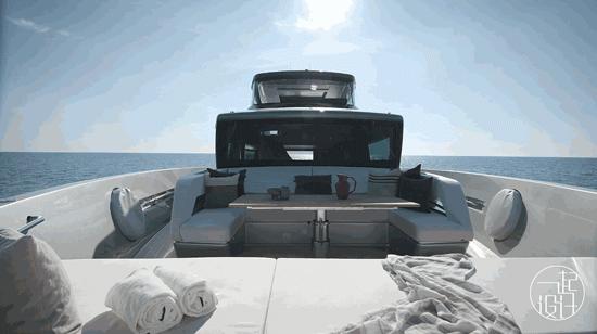 最豪华游艇别墅,一艘超级游艇多少钱