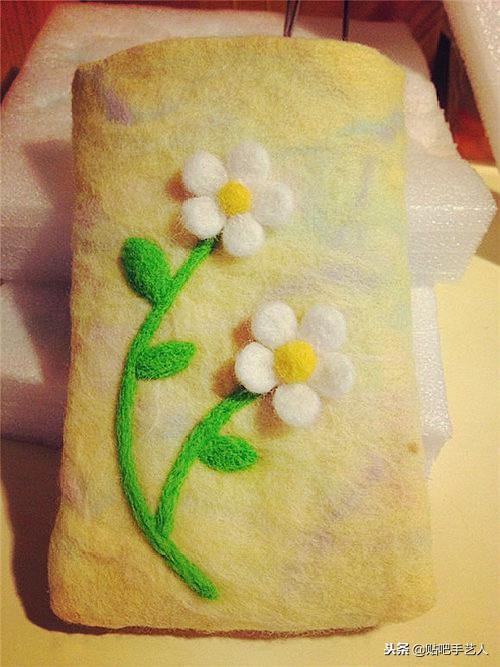 羊毛毡简单小物黄色,可爱简单的毛毡图案