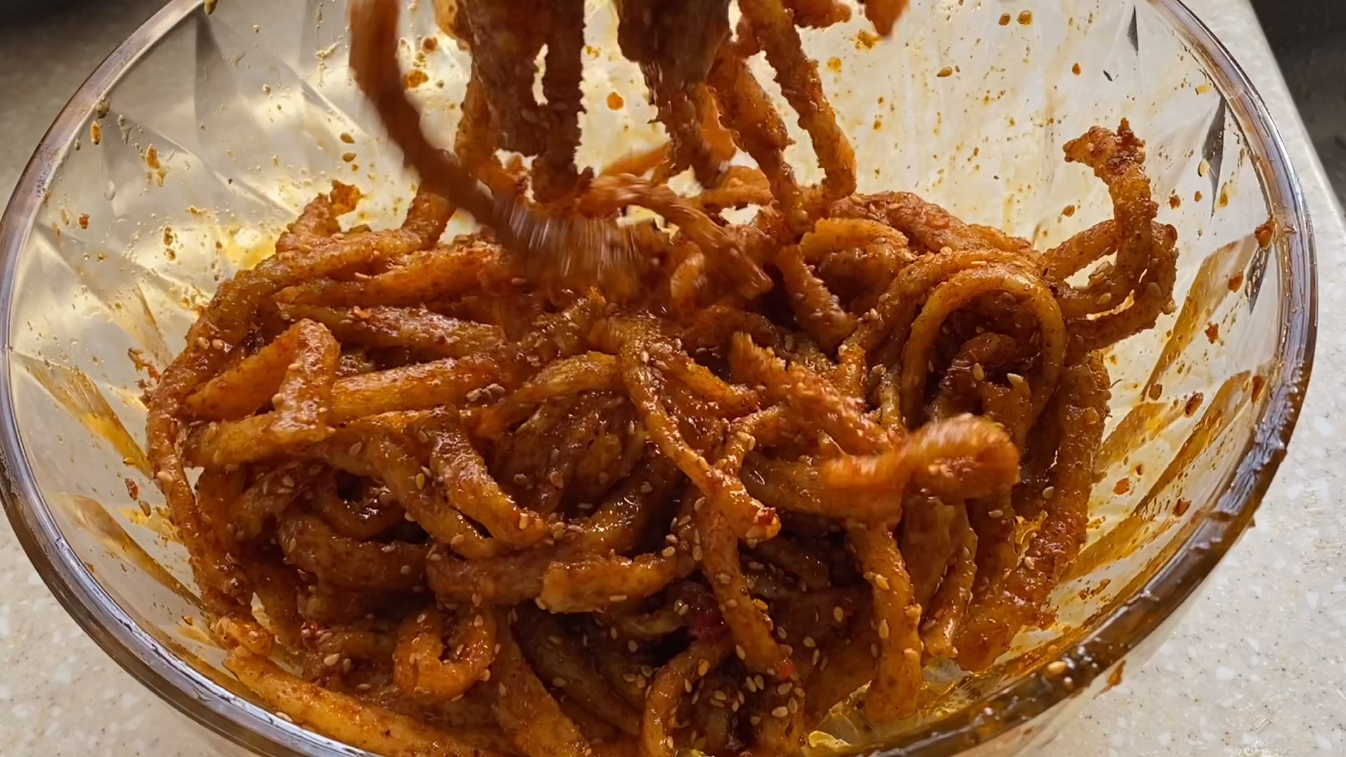 想吃辣条不用火锅怎么做,辣条健康又好吃无添加剂