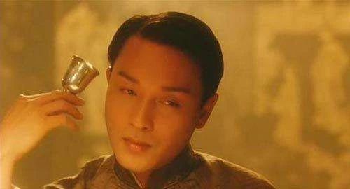 霸王别姬电影悲剧美学,电影《霸王别姬》影评