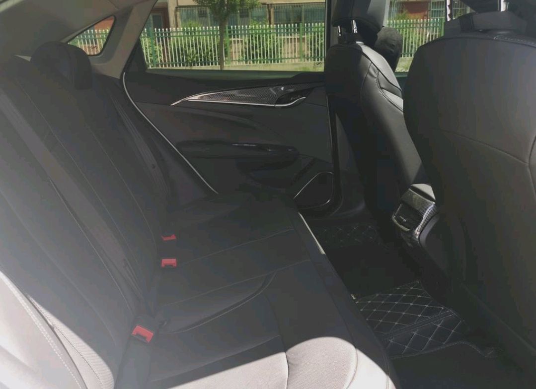 小伙子喜提6万左右新车,新款别克英朗用车感受