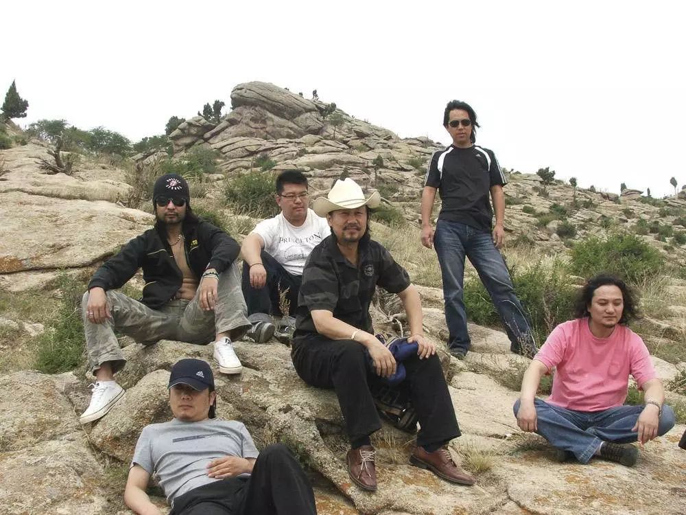 草原歌者腾格尔,腾格尔最开始是哪首歌火的