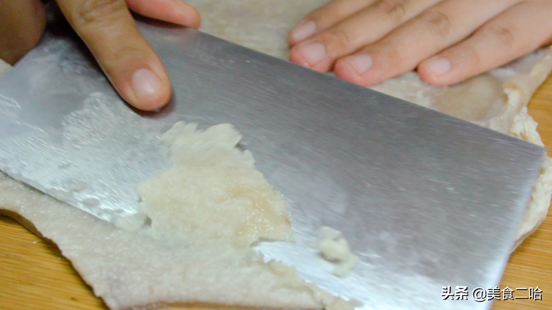 猪皮除了做皮冻还能咋吃,猪皮除了做冻还可以怎么吃