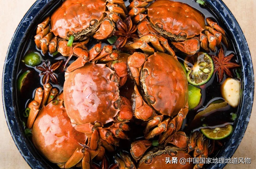 南方熟醉六月黄VS北方生腌皮皮虾,谁才是让人最爱的那口“鲜”?