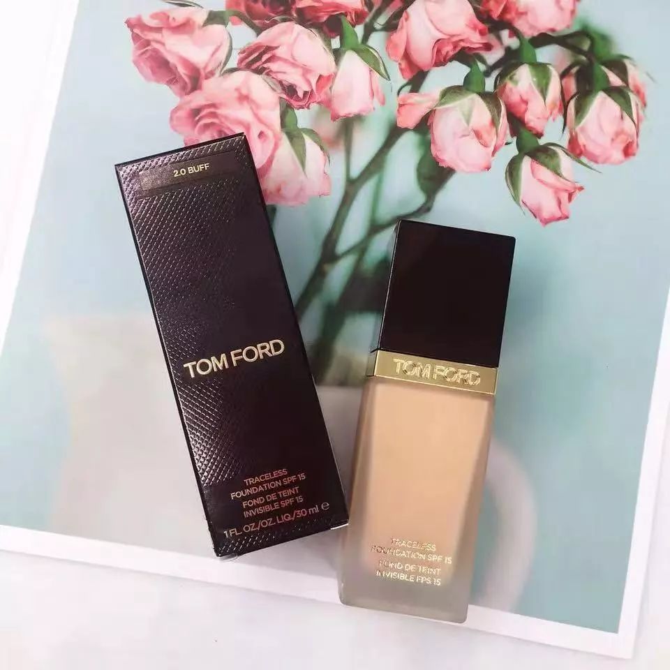 怎么选择一款适合混干皮的粉底液,彩妆推荐干皮新手用什么粉底液好