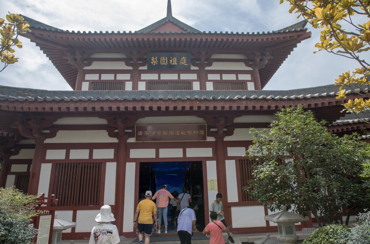 华清宫爱情故事,爱情温泉故事