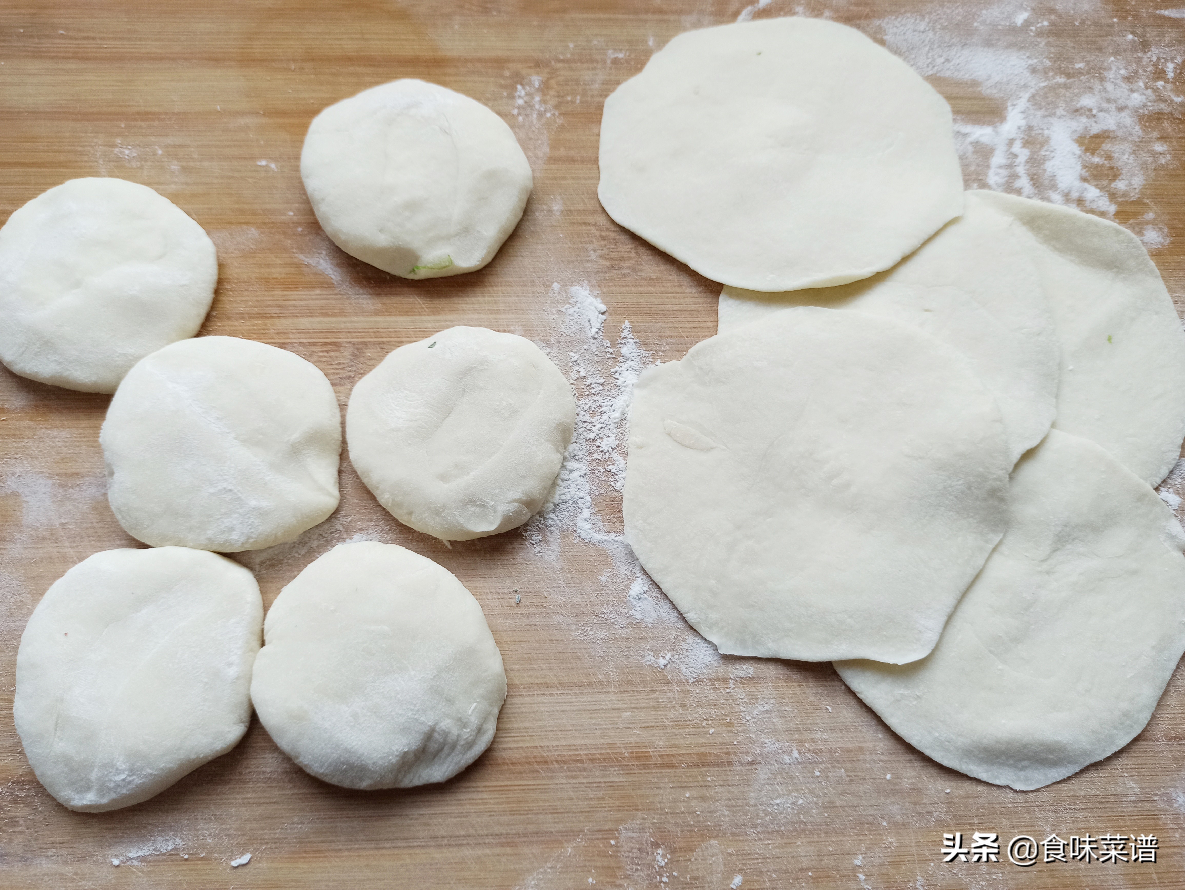 馅饼怎么做又薄又软又劲道,馅饼怎样做才松软好吃视频教程