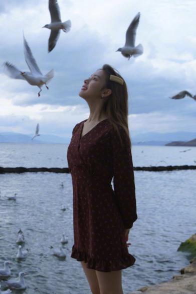 陈瑶现代女扮男装,陈瑶穿女装图片