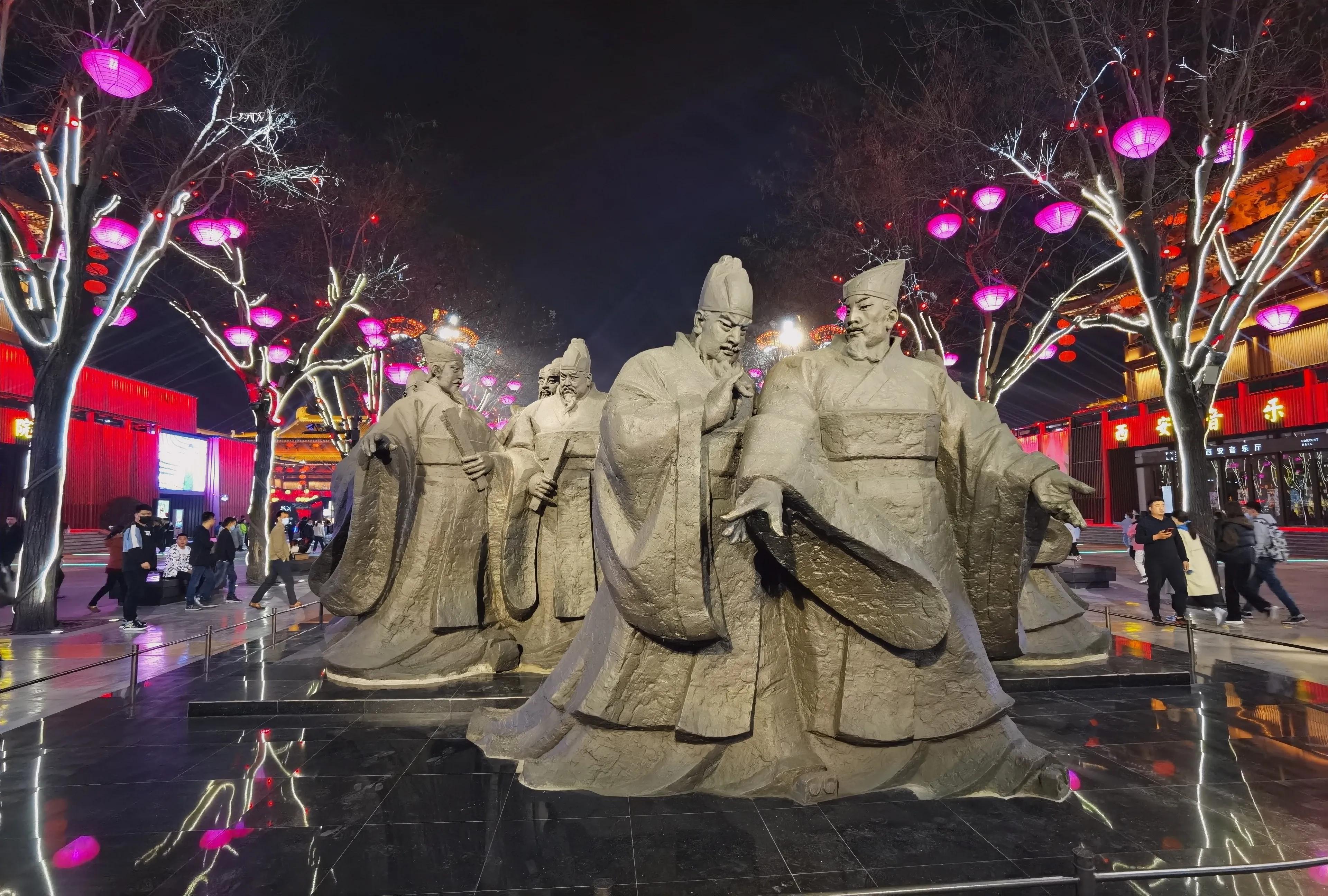 西安大唐不夜城值得去吗,西安大唐不夜城人气爆棚心念旧巷