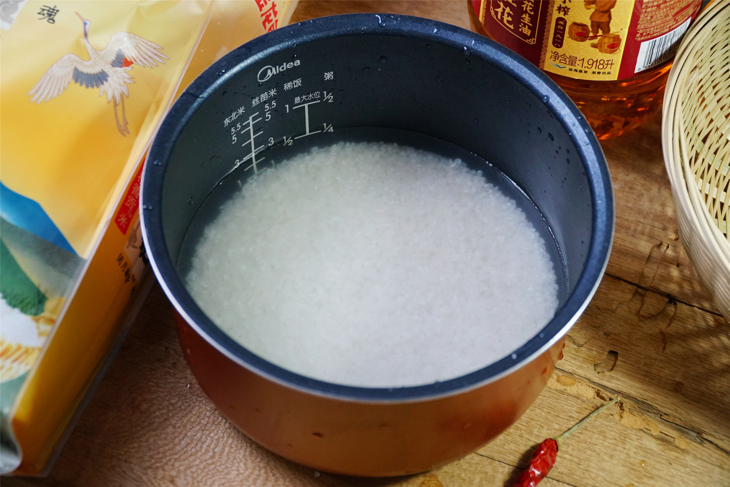 做炒饭最好的方法,怎么用隔夜米饭做炒饭