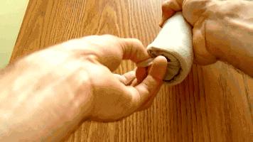 常年出差的人箱子里都有什么——90后大叔“翻箱”