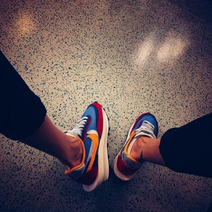 秒杀整容脸,撞脸女港星