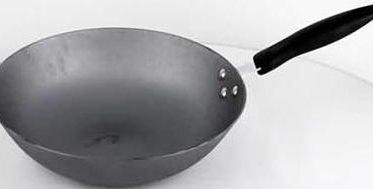 旧铁锅生锈粘锅怎么开锅,铁锅炒菜容易炸油是什么原因