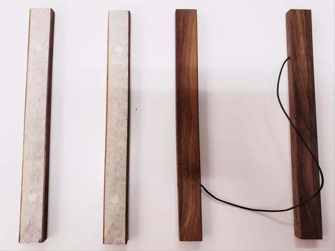 七月念“雀”,意思是七月像小鸟一样飞走了