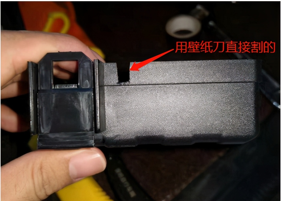 行车记录仪后镜头隐藏式安装视频,diy记录仪加装外接摄像头