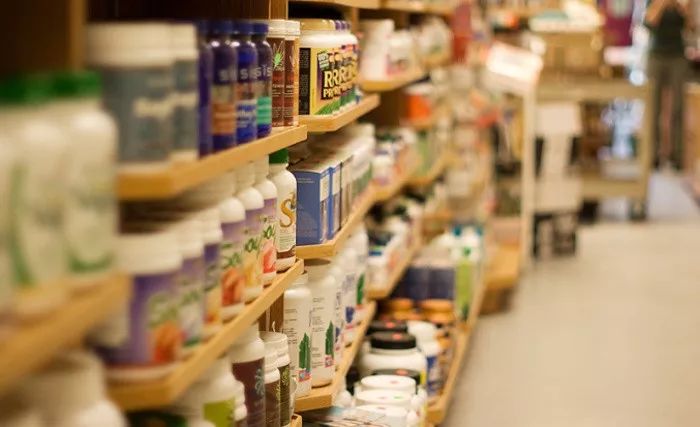 父母买保健品劝不住怎么办,25岁小伙吃保健品后遗症