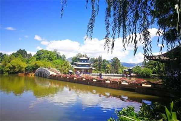 丽江十大好玩的地方,丽江好玩的地方推荐玉龙县