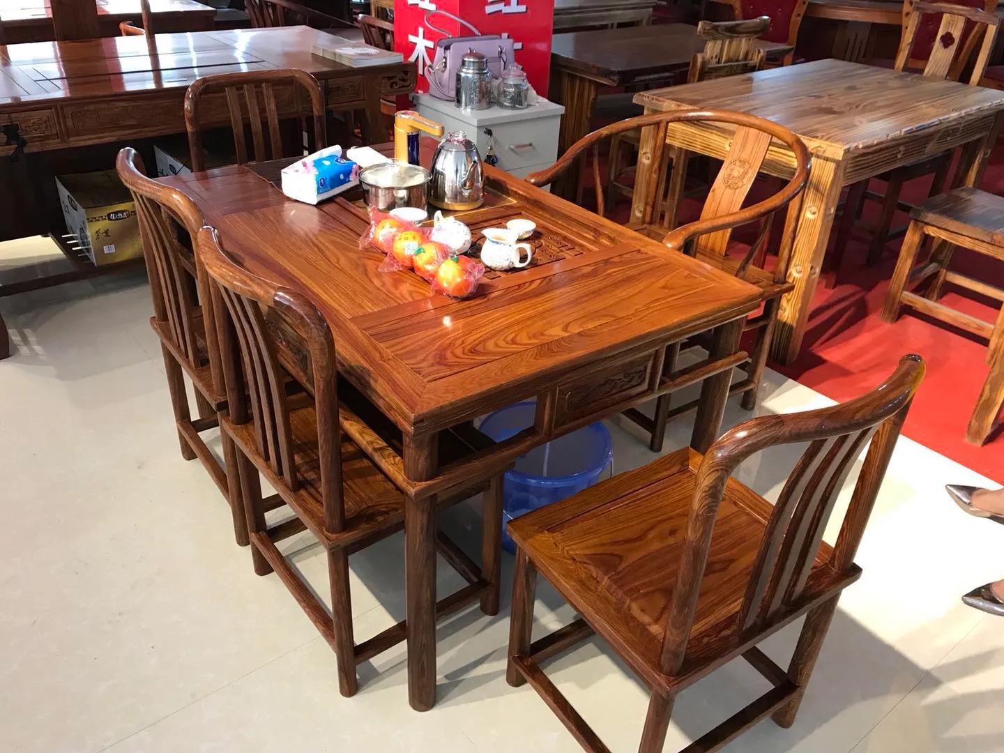 去污湿巾能擦红木家具吗,红木家具如何除污