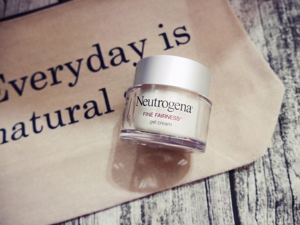 韩束面霜和自然堂哪个好,韩束面霜测评推荐好用不