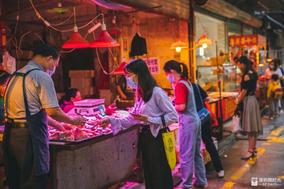 迈向有钱时代的笋岗：有人怀揣*迁拆**梦，有人害怕做网红…