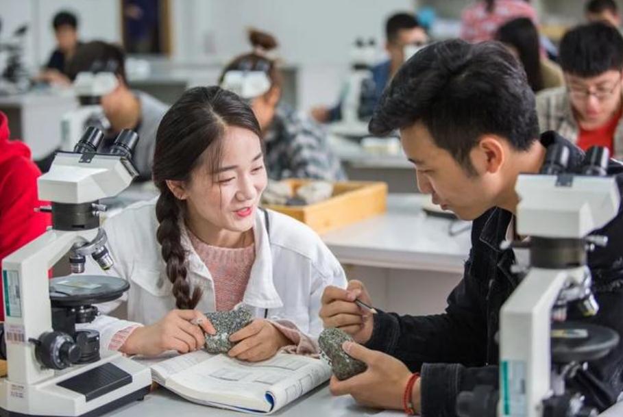 同样是专科学校好与不好有啥区别,同样是专科