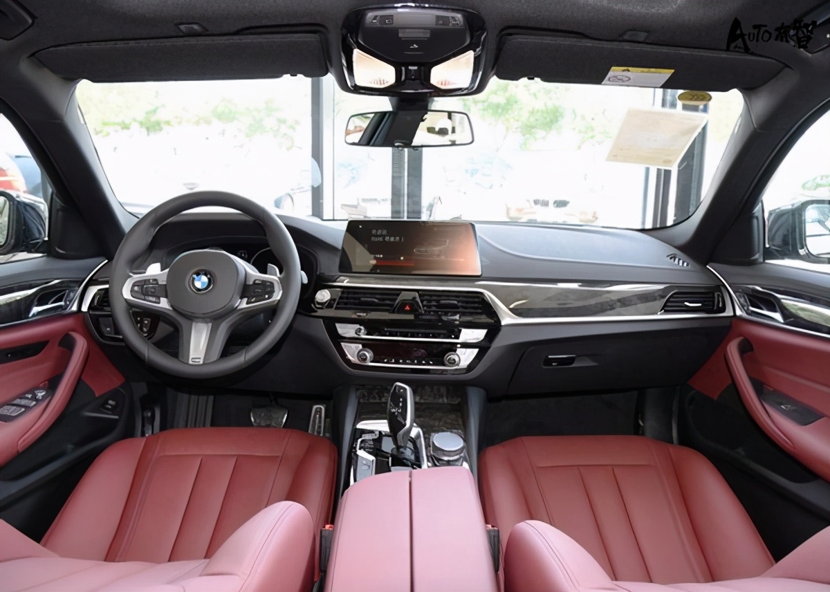 18款奥迪a6l与19款奥迪a6l哪个好,奥迪a6l和宝马5系怎么选奔驰e300