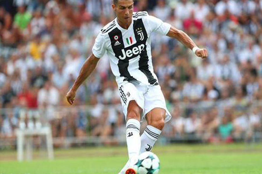 现在的球队,很少有双前锋这样的阵型,这究竟是为什么呢