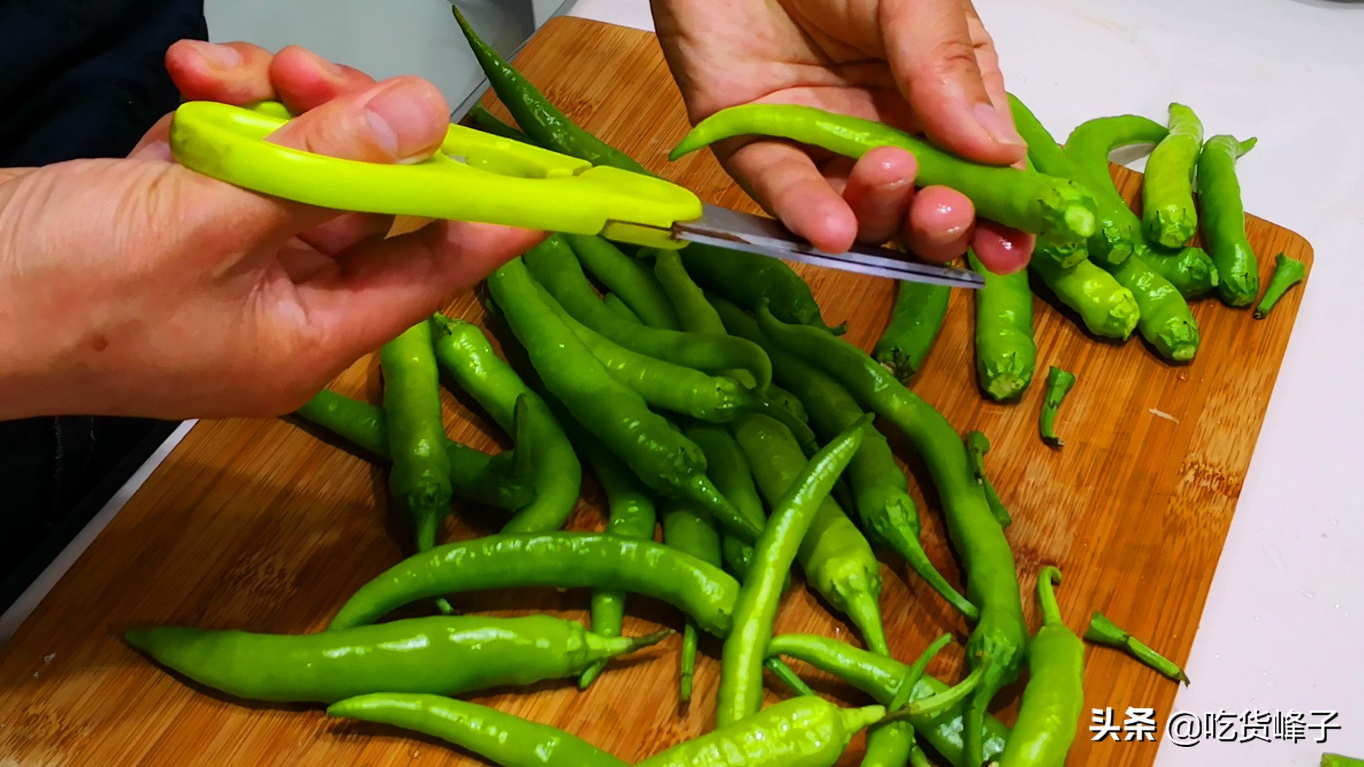 腌辣椒不要油怎么做,腌辣椒不要酸的