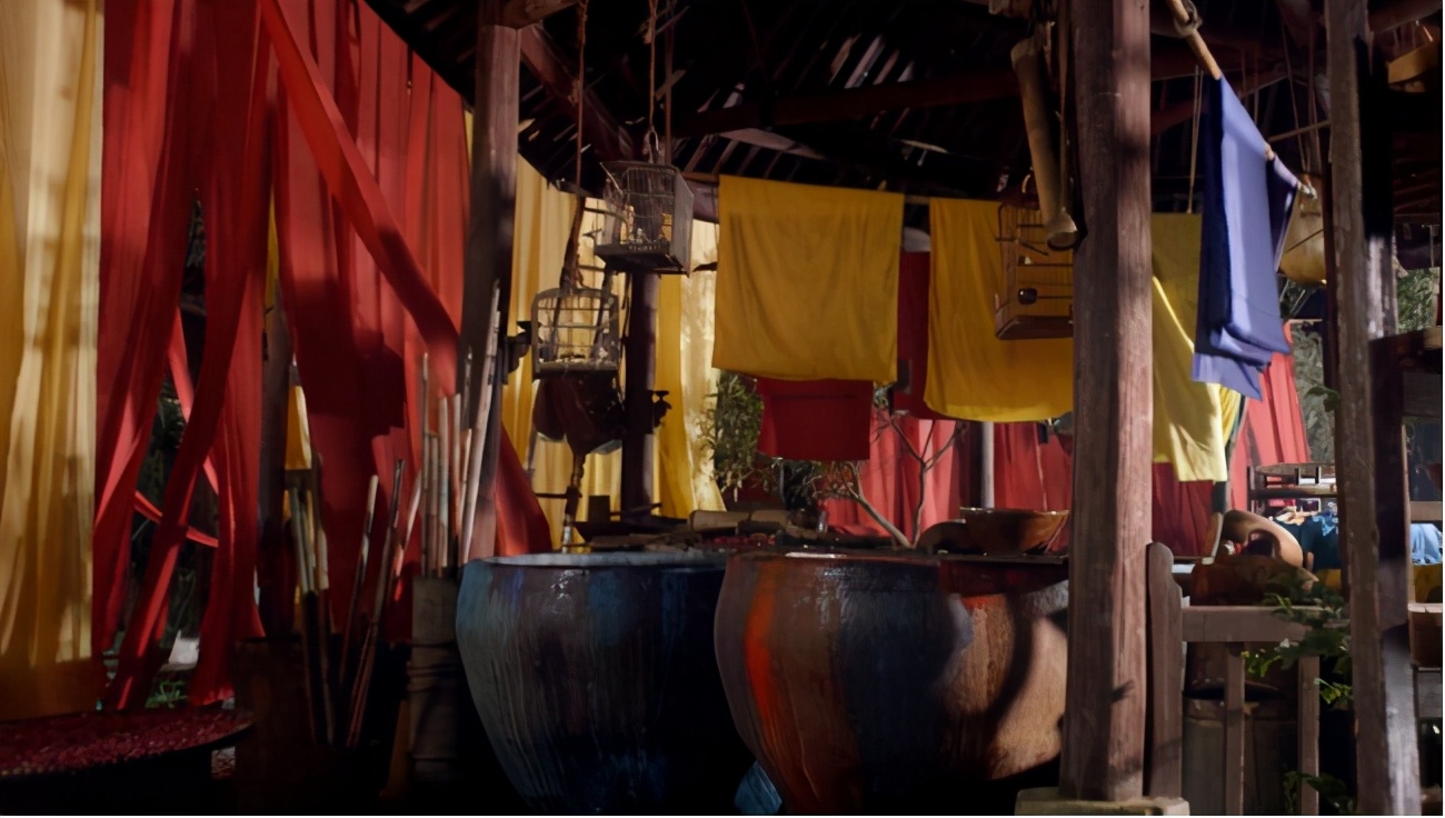 古代拖地长裙,古代穿长裙怎么干活