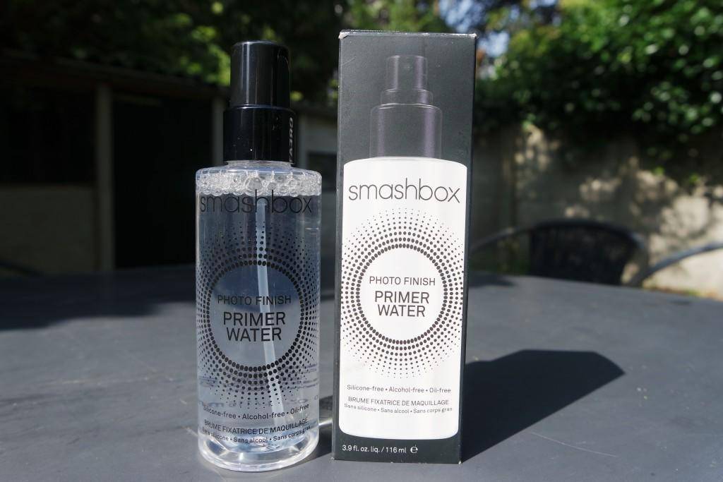 如何在夏天化个清爽的妆,你的夏日不脱妆小诀窍已经抵达