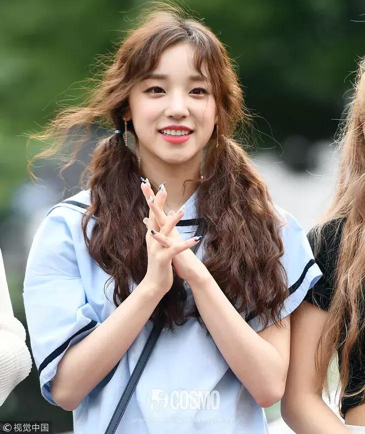 安妮半披发型,安妮新款短发发型