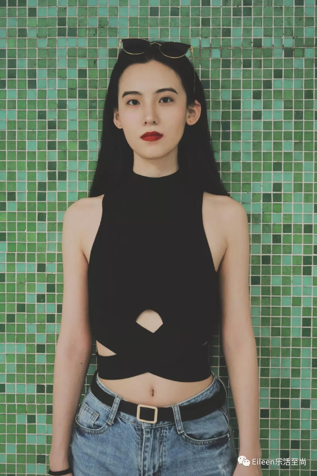 周慧敏穿搭港风,惊艳了90年代的港风周慧敏