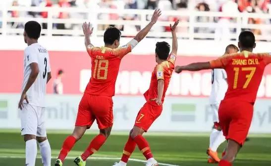 国足万万没想到,昨晚国足比赛谁赢了