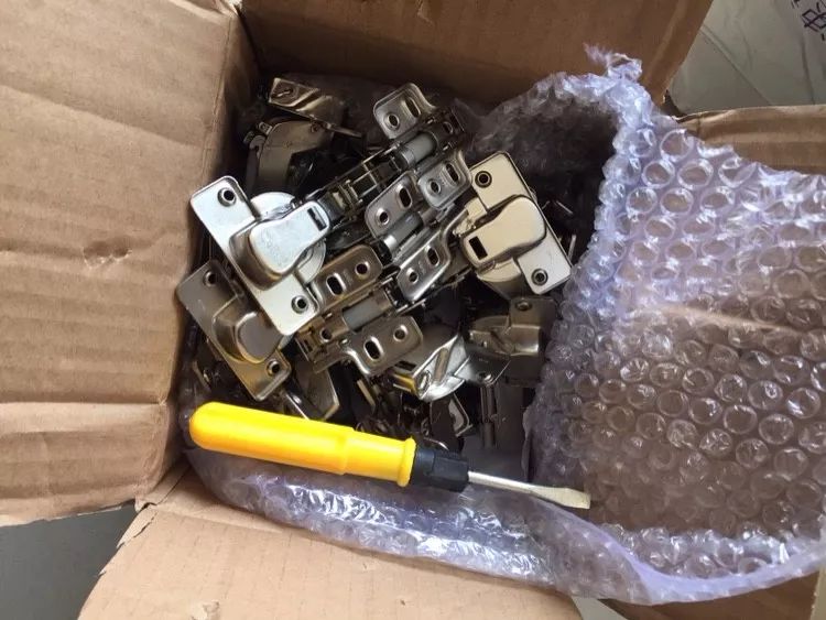 卫生间小怎么装洗手台最好,小卫生间哪种洗手台比较实用