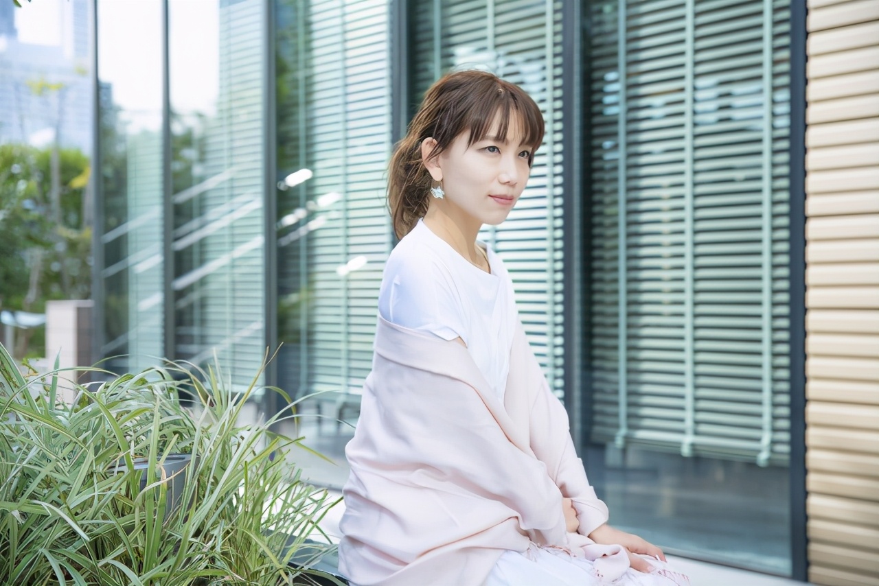 你要是不管弟弟，就别认娘家的亲戚，女儿直言：正合我意