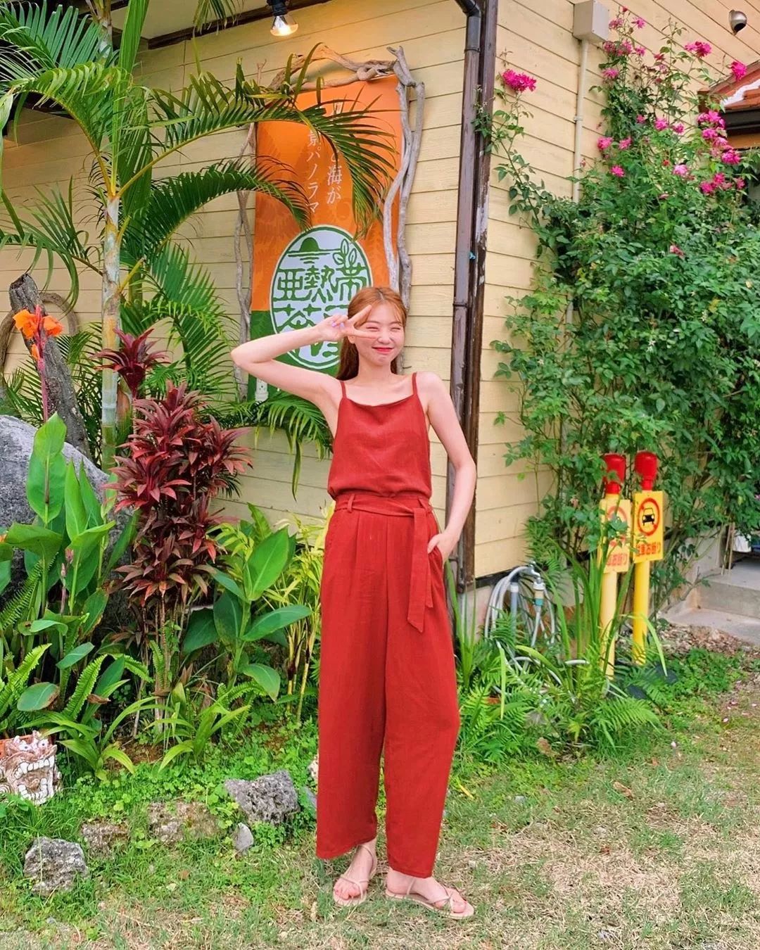 夏季穿亚麻的衣服好还是纯棉的好,夏天穿亚麻舒服还是棉舒服