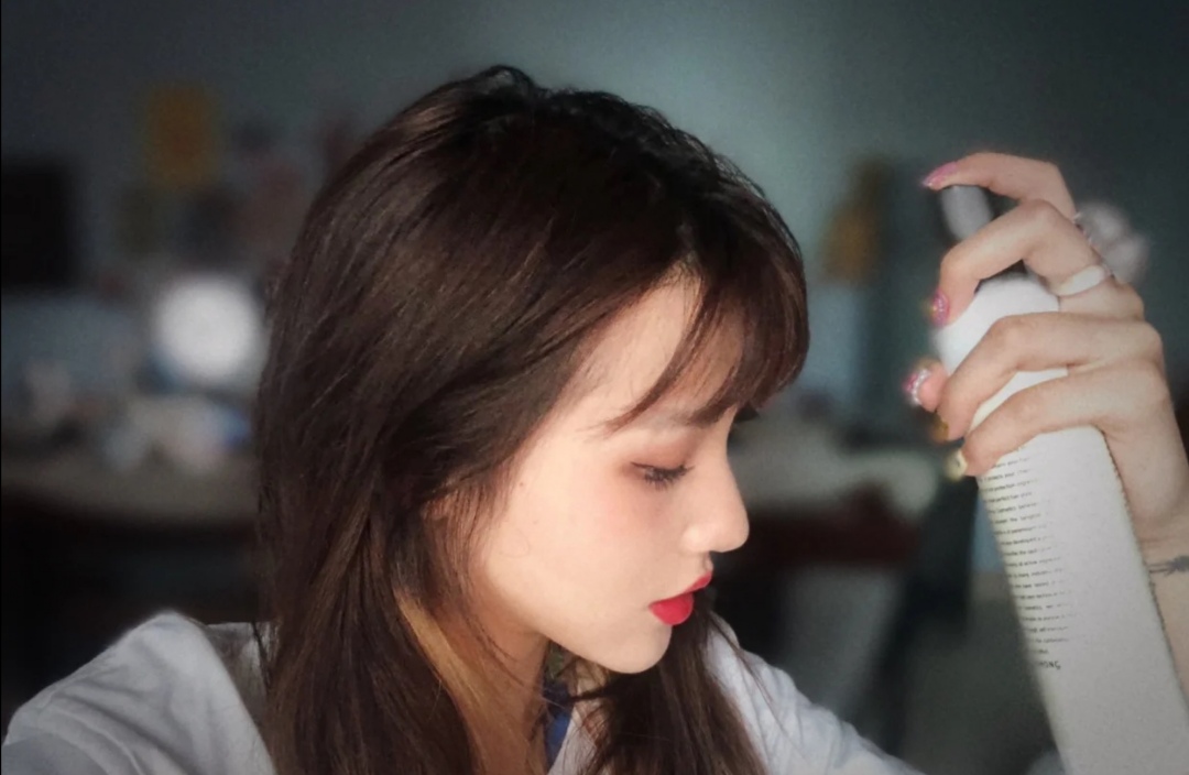 头发油了来不及洗怎么办,头发油了来不及洗用散粉