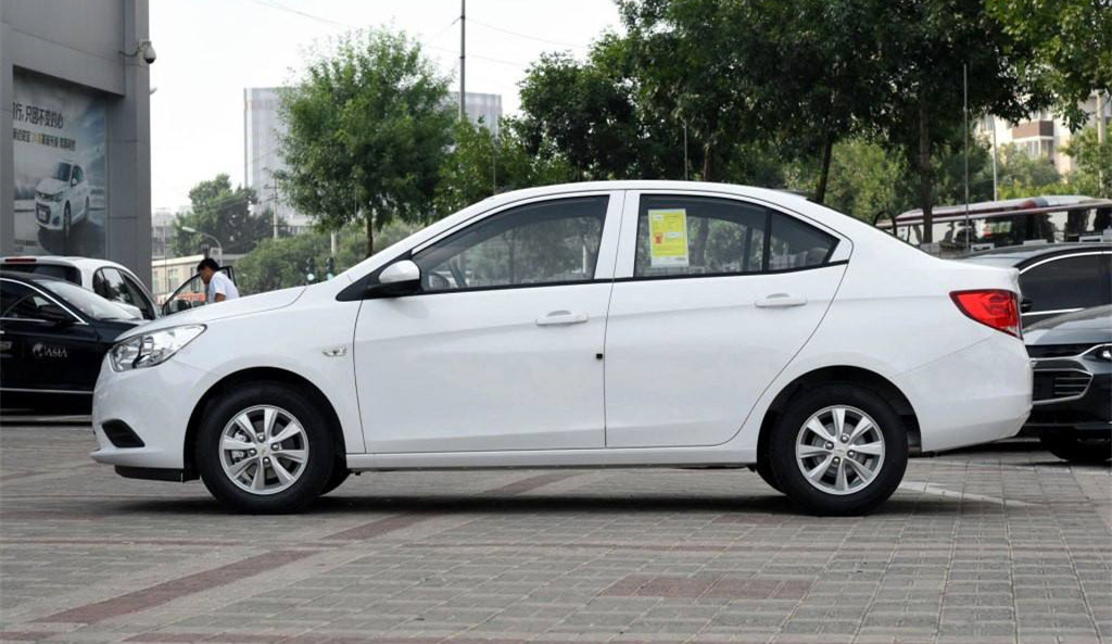 赛欧三厢车值得买吗,赛欧三厢小型车