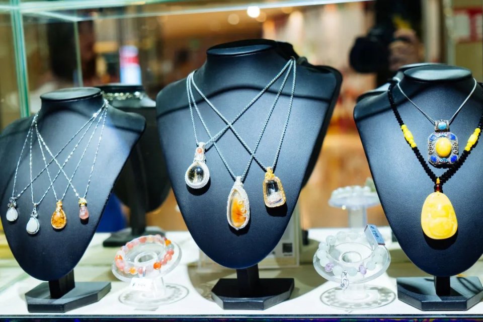 大牌餐饮5折起,大牌低价团购美食