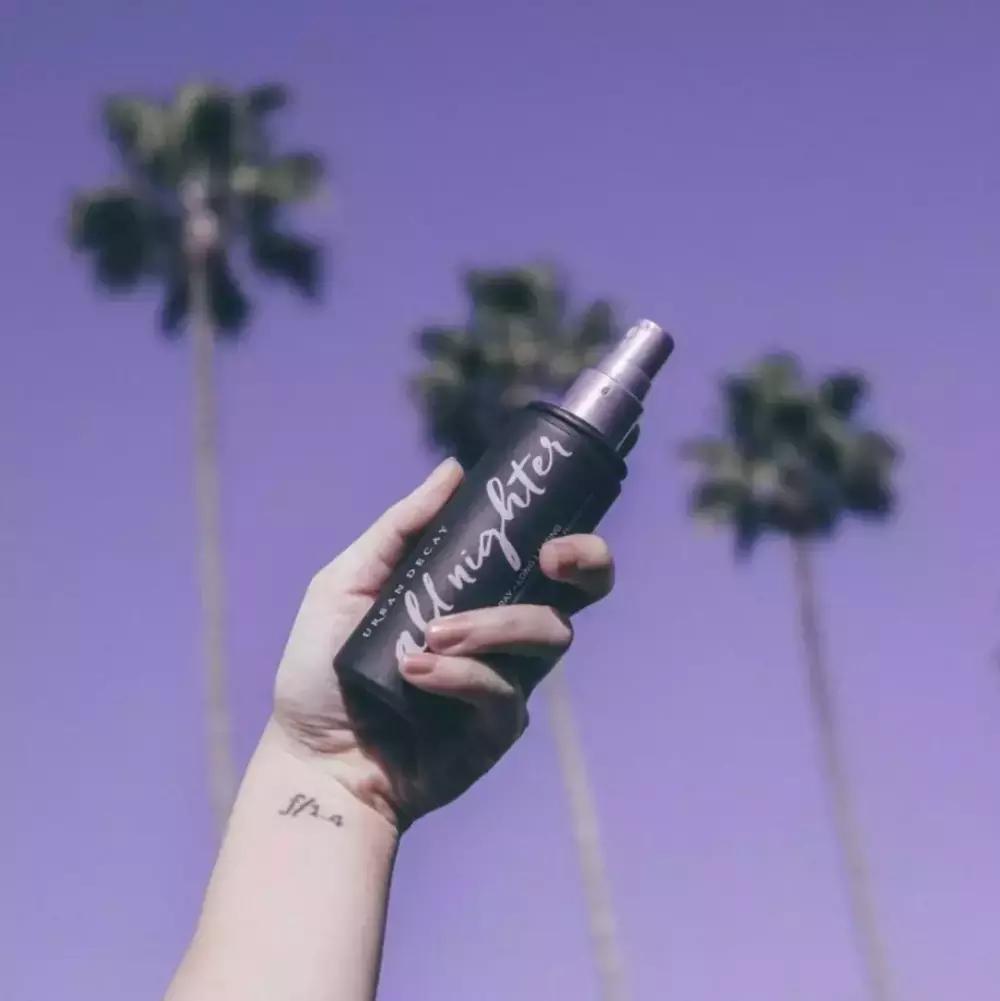 欧阳娜娜擦的药膏,欧阳娜娜擦什么药膏