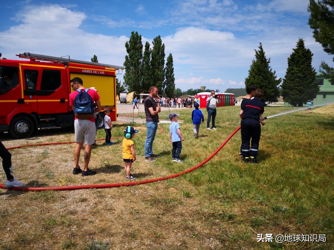 在空军基地旁边住了6年，我都看见了啥？