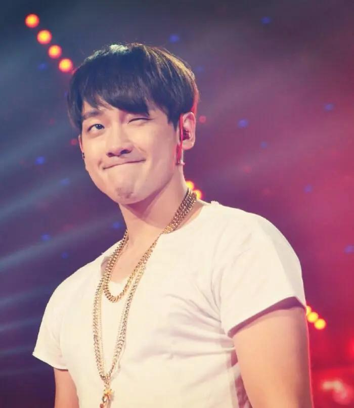 李英宰宋慧乔浪漫满屋完整版,宋慧乔和李英爱谁更漂亮